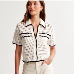 Abercrombie & Fitch-Crochet Short-Sleeve Buttoned down Top-Size Small